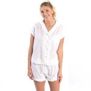 Bella il Fiore Women’s White Seersucker Button-Down and Shorts Pajama Set Sz L